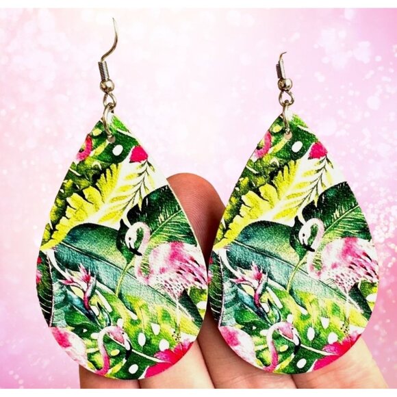 Flamingo Earrings Dangle Hooks New  Art Deco Las Vegas Florida Beach Cru… - Picture 1 of 14